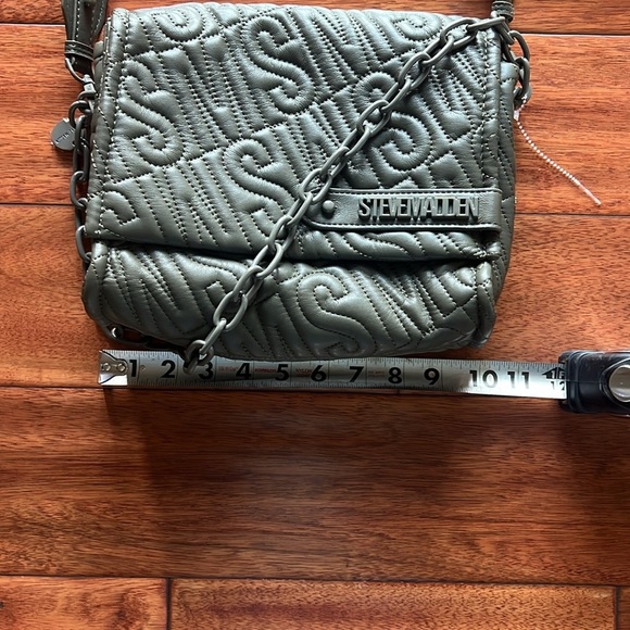 NWOT Steve Madden Army Green Medium Size Quilted Bag Crossbody or Shoulder - Picture 7 of 11